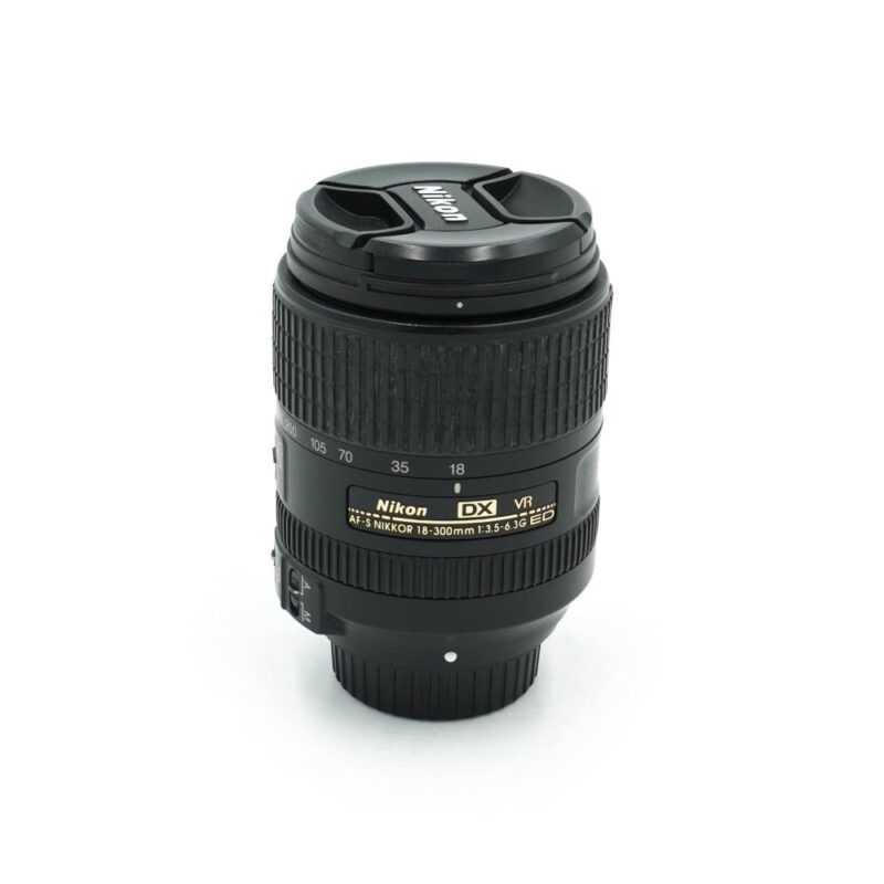 Nikon AF-S DX 18-300mm f/3.5-6.3 G ED VR