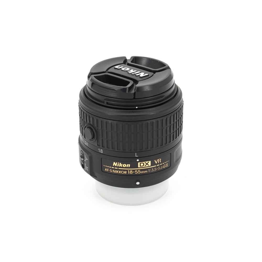Nikon AF-S DX 18-55mm f/3.5-5.6 G VR II