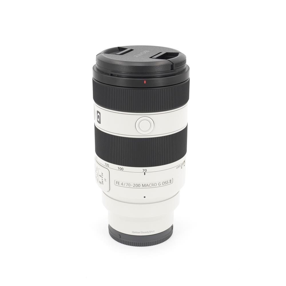 Sony FE 70-200mm f/4 Macro G OSS II