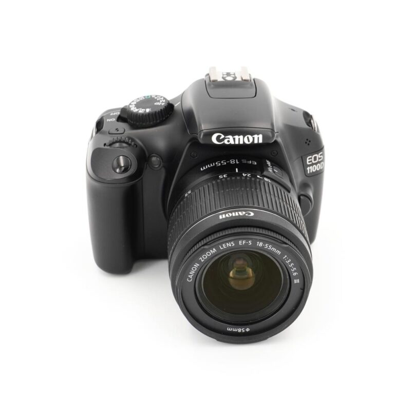 Canon EOS 1100D + EF-S 18-55mm f/3.5-5.6 III