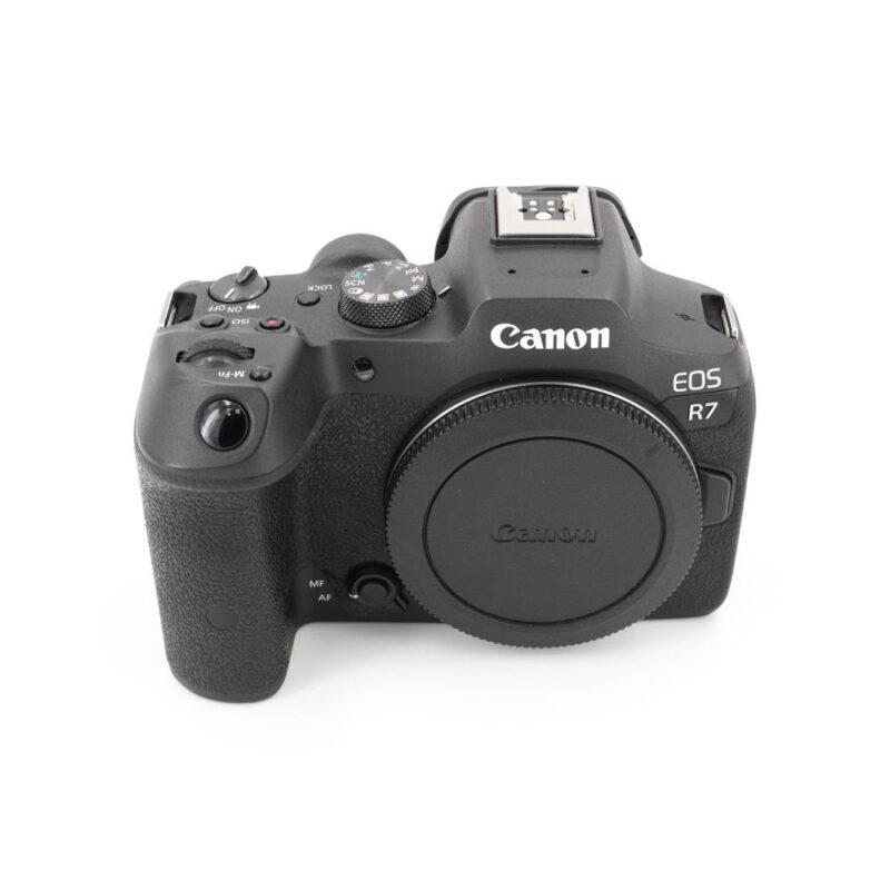 Canon EOS R7