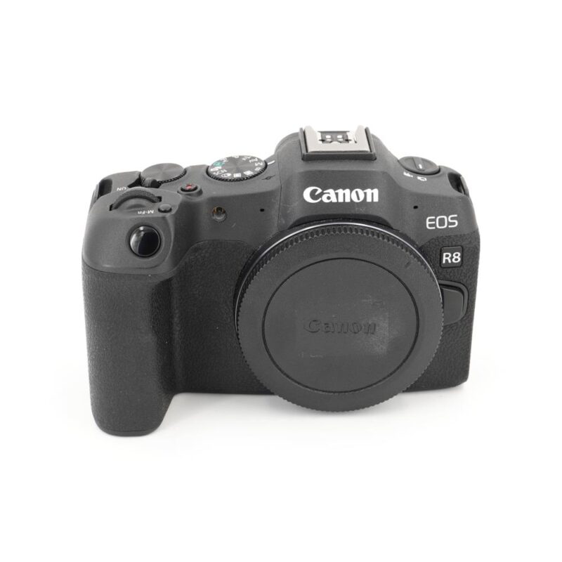 Canon EOS R8