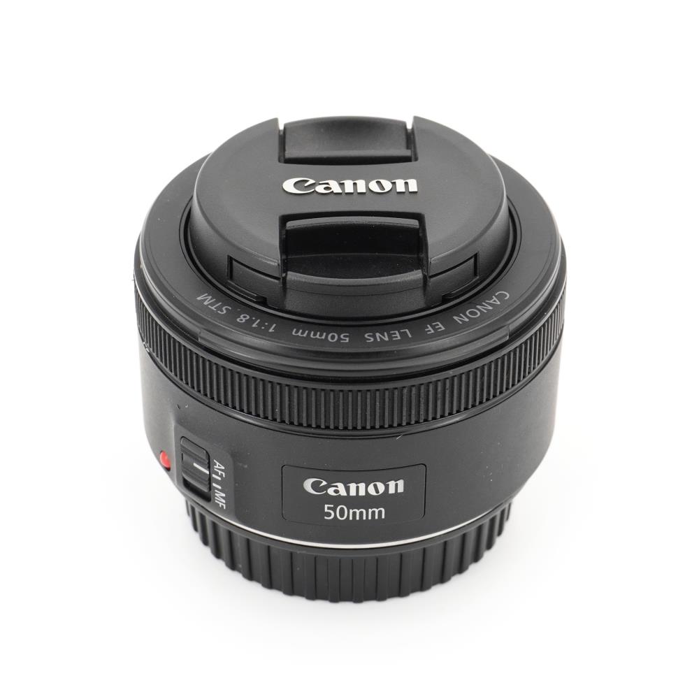 Canon EF 50mm f/1.8 STM