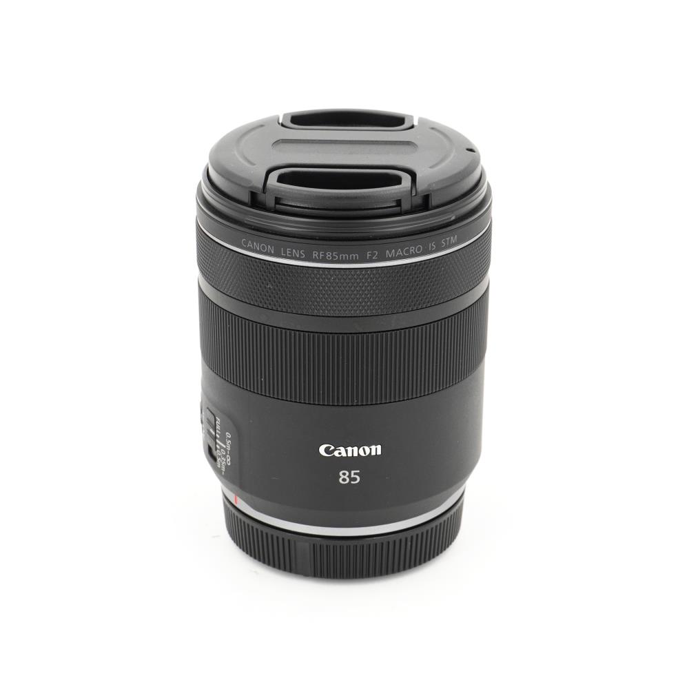 Canon RF 85mm f/2 Macro IS STM