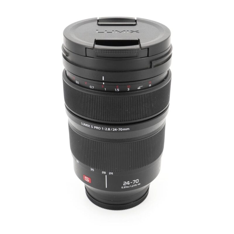 Panasonic Lumix S Pro 24-70mm f/2.8