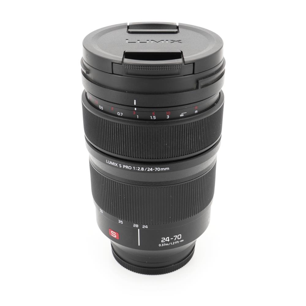Panasonic Lumix S Pro 24-70mm f/2.8