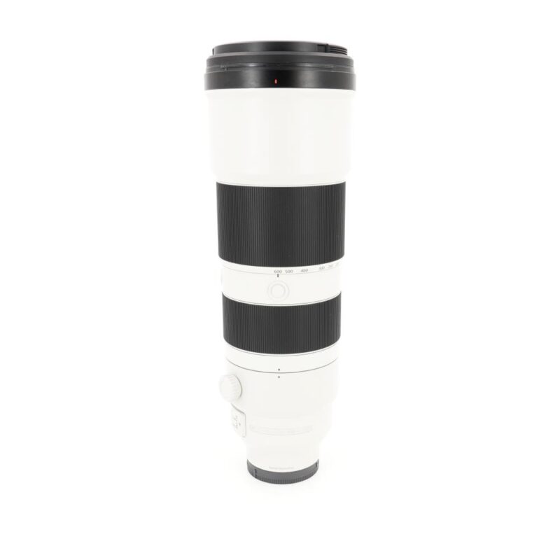 Sony FE 200-600mm f/5.6-6.3 G OSS