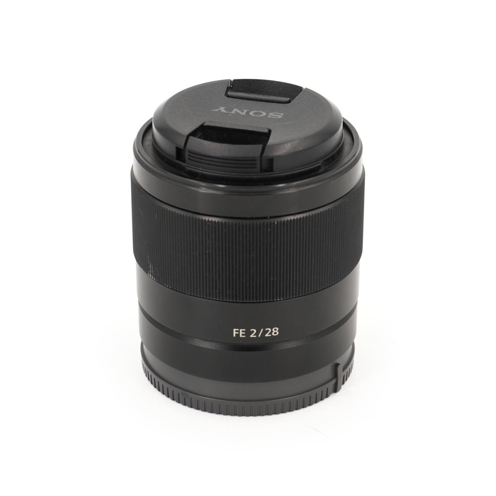 Sony FE 28mm f/2