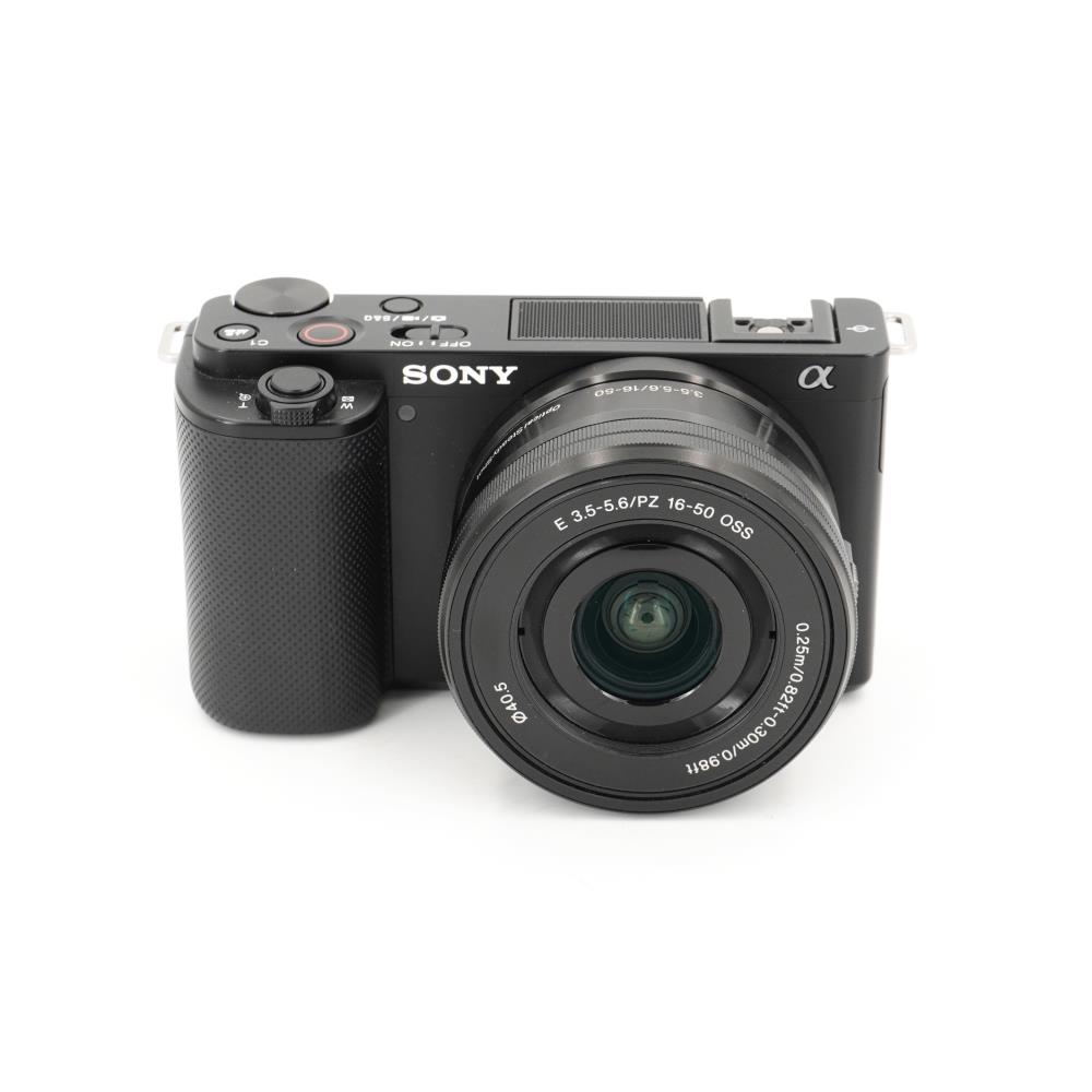 Sony ZV-E10   E 16-50mm f/3.5-5.6 PZ OSS