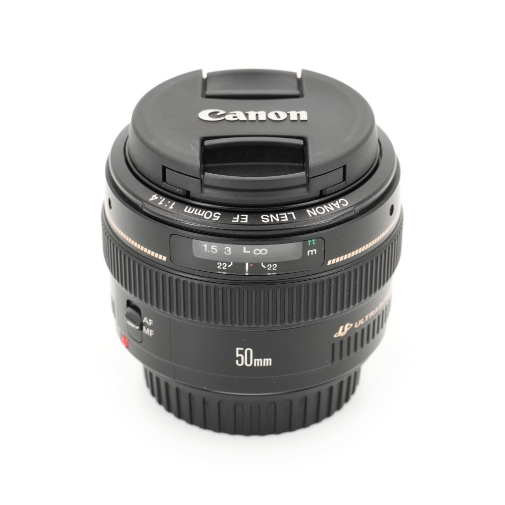 Canon EF 50mm f/1.4 USM