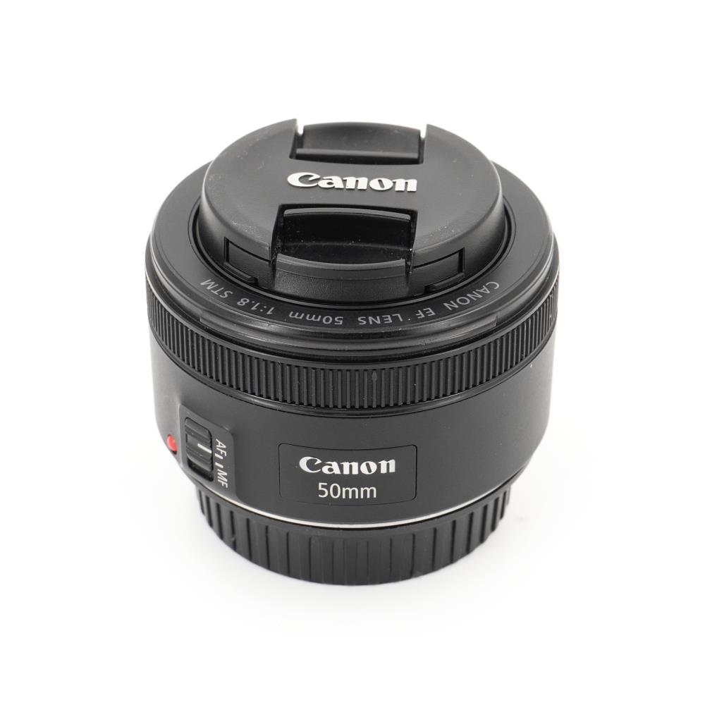 Canon EF 50mm f/1.8 STM