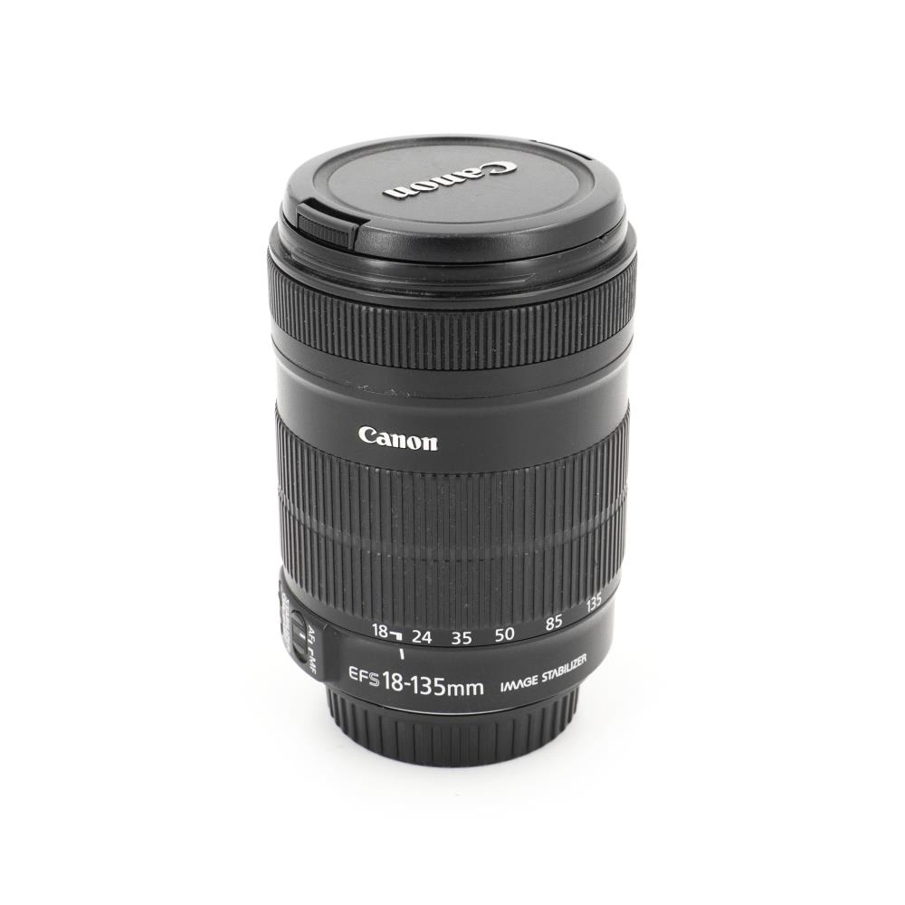 Canon EF-S 18-135mm f/3.5-5.6 IS
