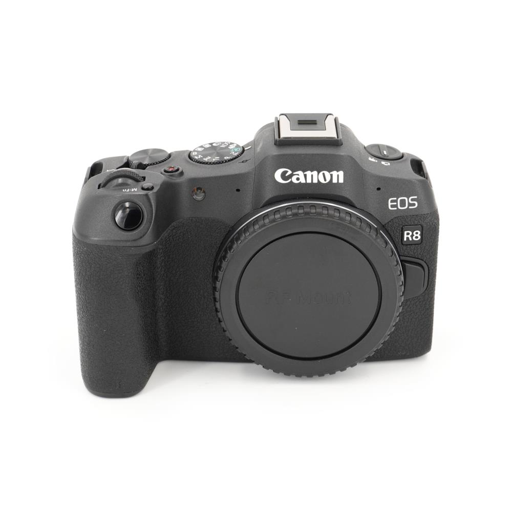 Canon EOS R8