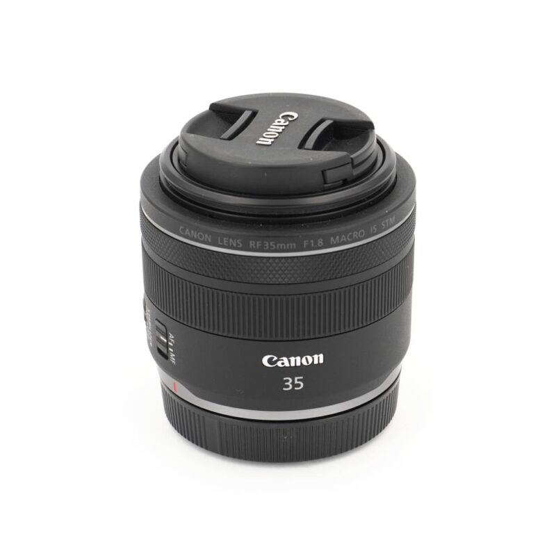 Canon RF 35mm f/1.8 Macro IS STM
