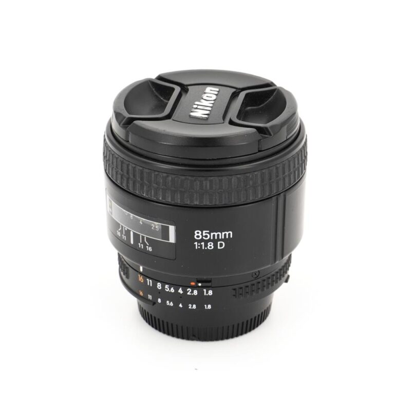Nikon AF 85mm f/1.8 D