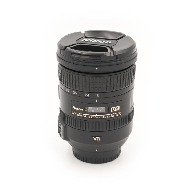 Nikon AF-S DX 18-200mm f/3.5-5.6 G ED VR II