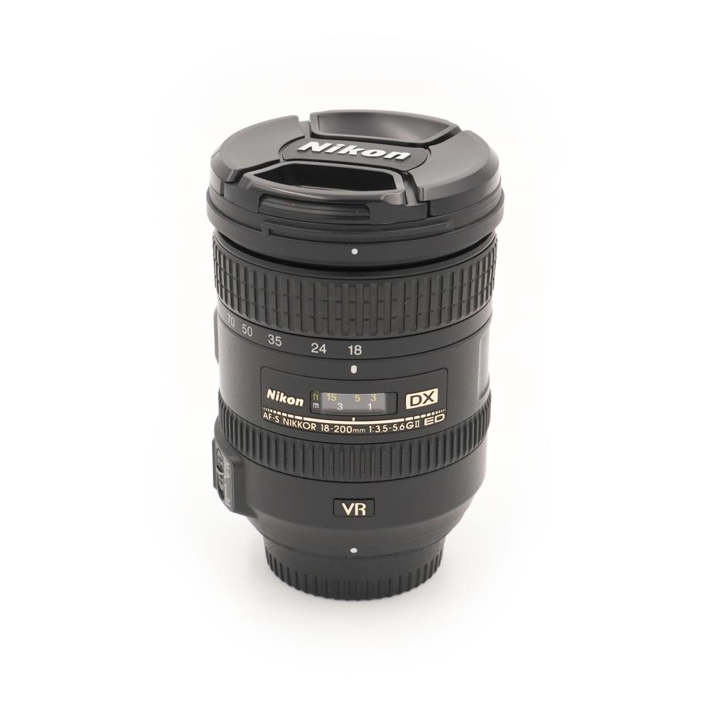Nikon AF-S DX 18-200mm f/3.5-5.6 G ED VR II