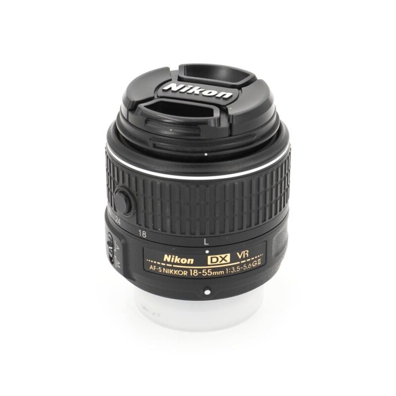 Nikon AF-S DX 18-55mm f/3.5-5.6 G VR II