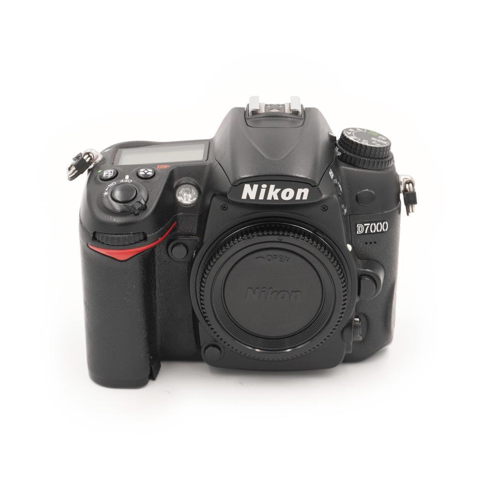 Nikon D7000