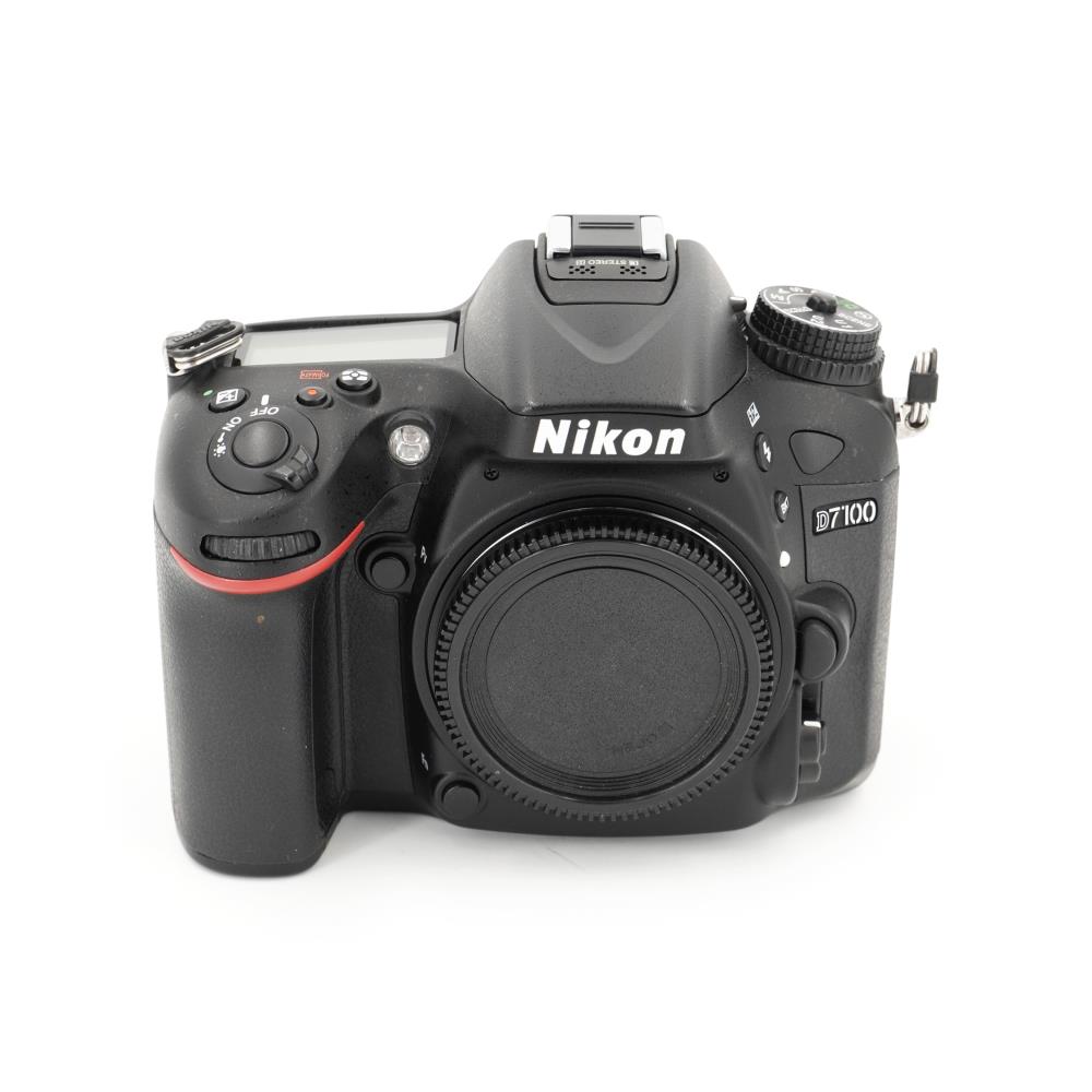 Nikon D7100
