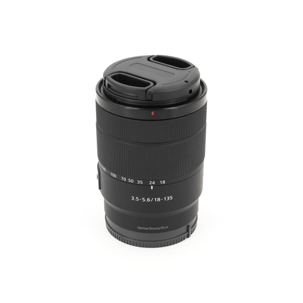 Sony E 18-135mm f/3.5-5.6 OSS