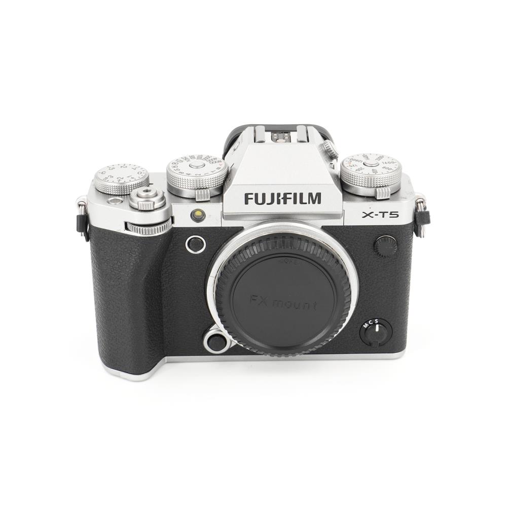 Fujifilm X-T5 - Silver