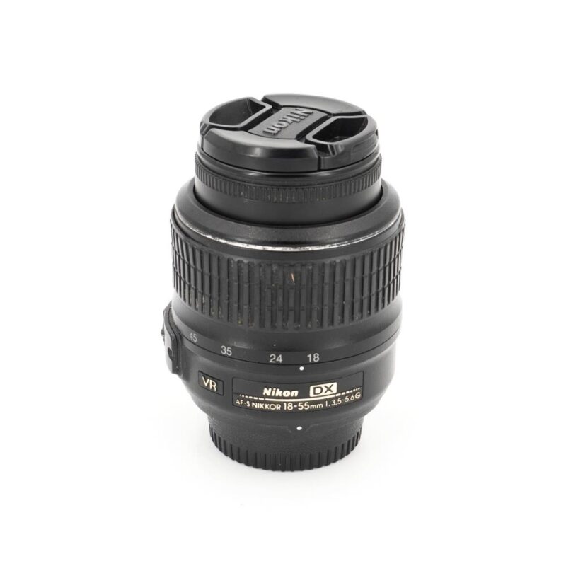 Nikon AF-S DX 18-55mm f/3.5-5.6 G VR