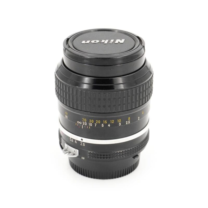 Nikon Ai 105mm f/2.5