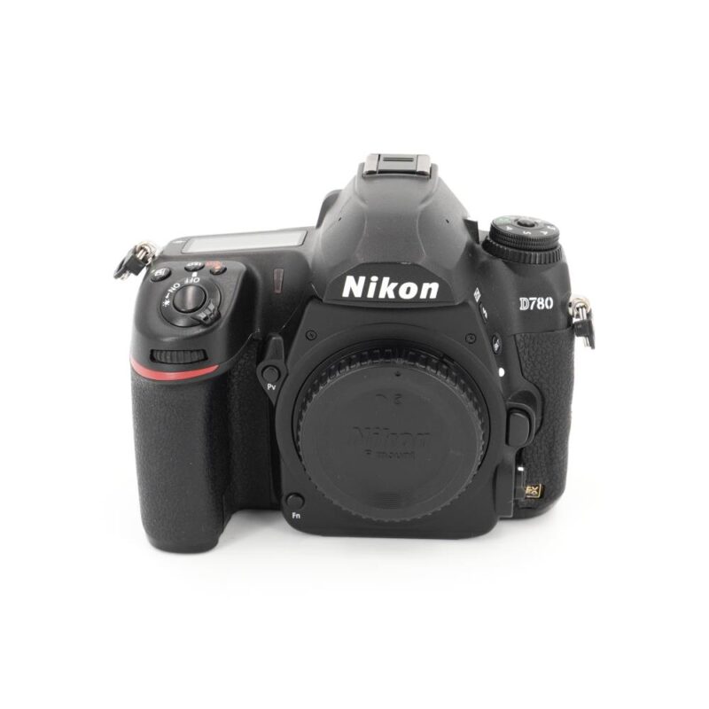 Nikon D780