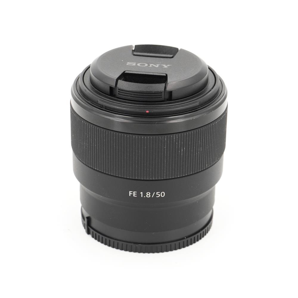 Sony FE 50mm f/1.8
