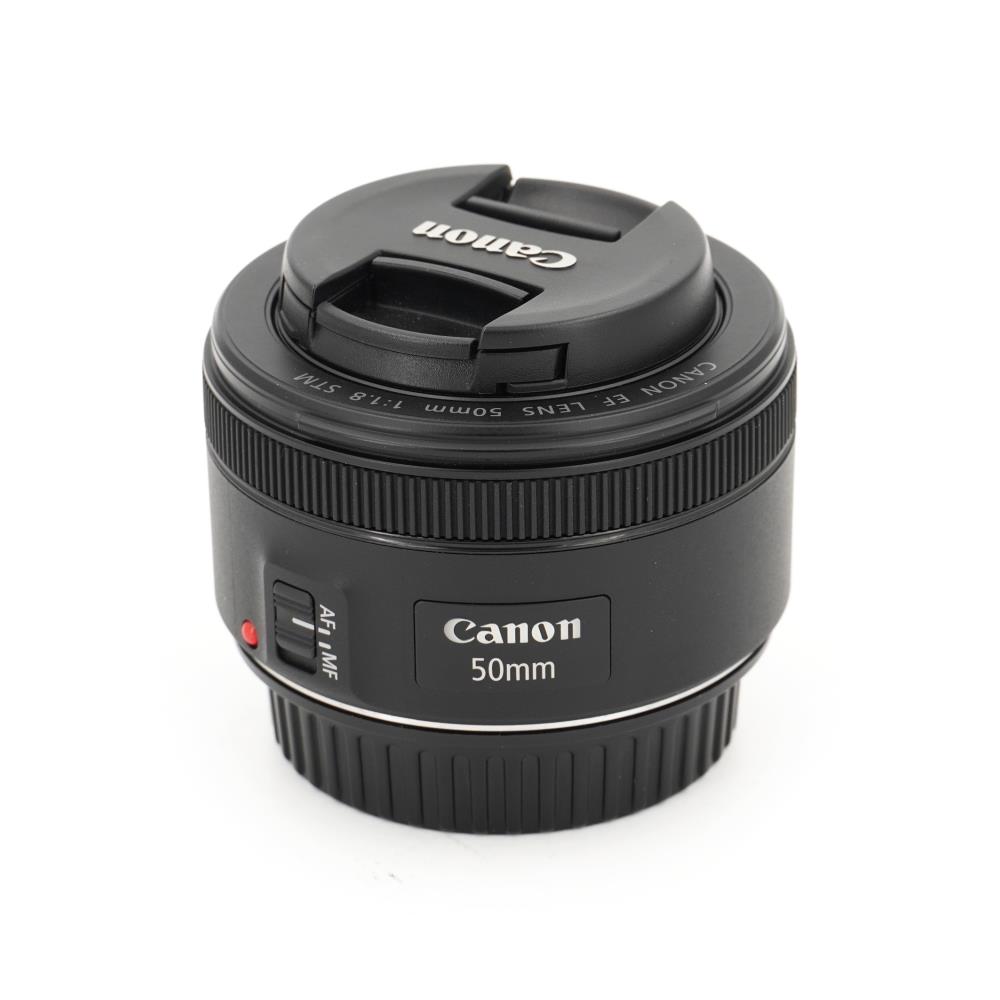Canon EF 50mm f/1.8 STM