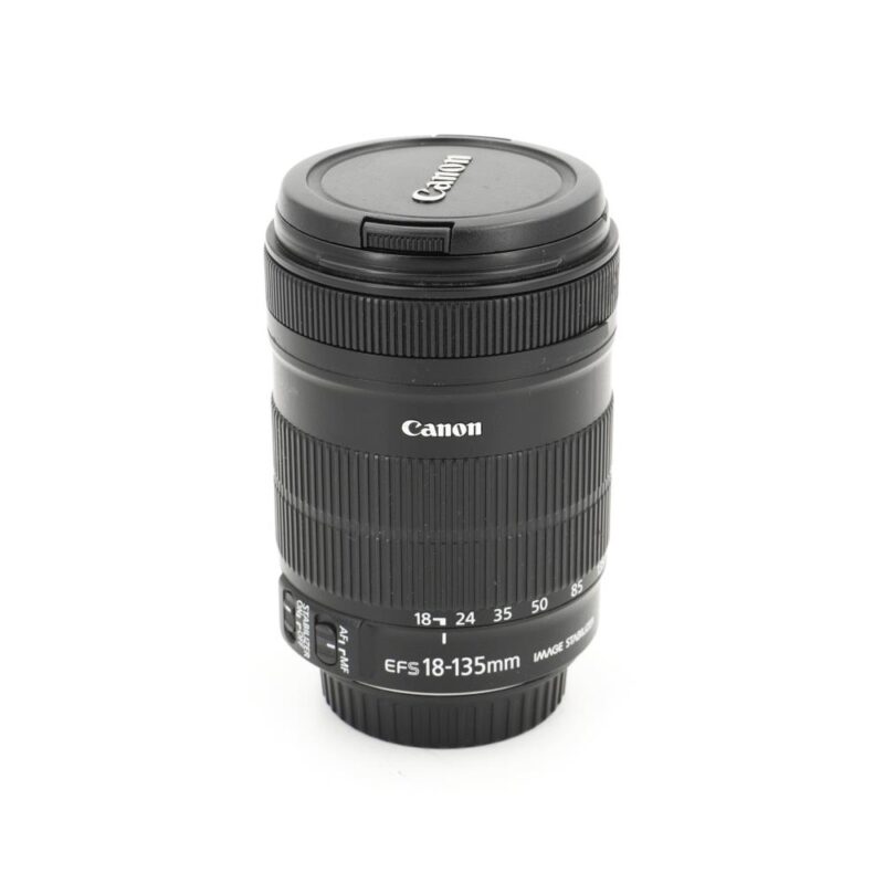 Canon EF-S 18-135mm f/3.5-5.6 IS