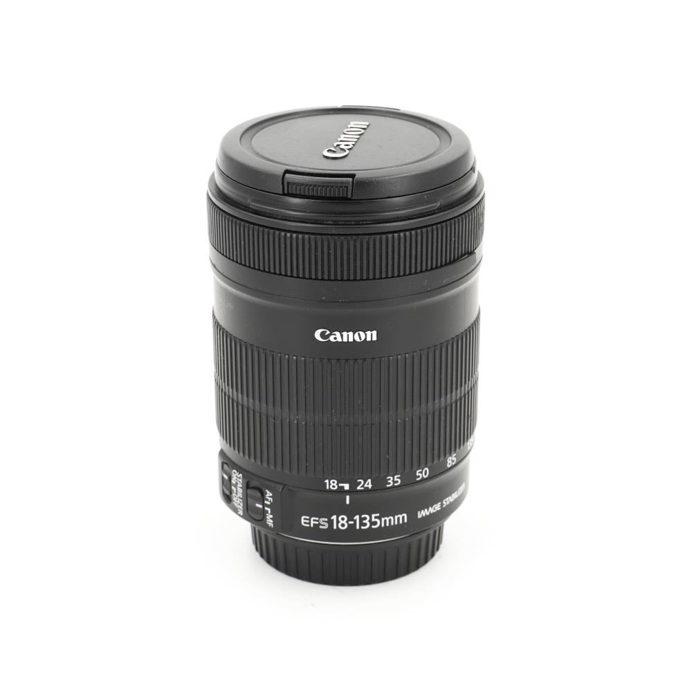 Canon EF-S 18-135mm f/3.5-5.6 IS