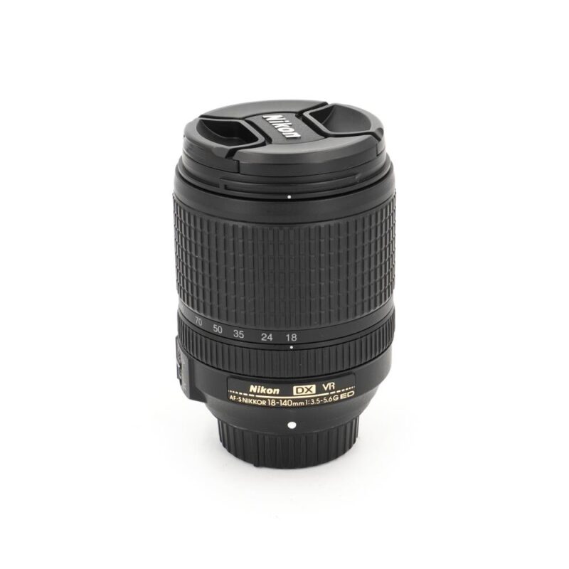 Nikon AF-S DX 18-140mm f/3.5-5.6G ED VR