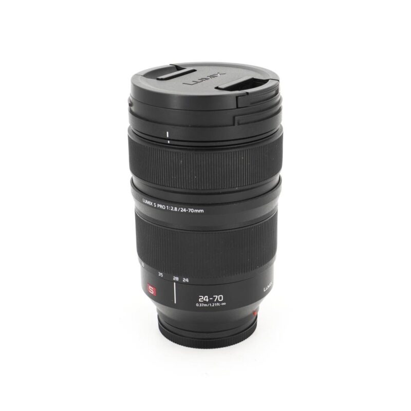 Panasonic Lumix S Pro 24-70mm f/2.8